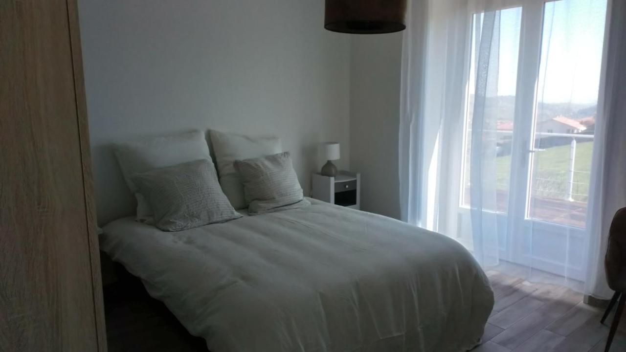 Detour En Beaujolais Bed and Breakfast Les Ardillats Eksteriør billede